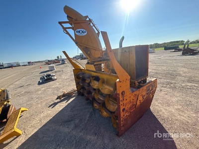 1983 Sno-Go MP3D 8 ft 3 in Snow Blower