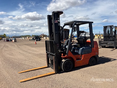 2007 Toyota 7FGCU30 5020 lb Cushion Tire Forklift