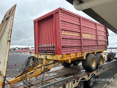 2002 Schuitemaker Raptide 130V Silage Trailer