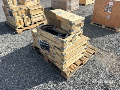Quantity of (14) 7 in Hydraulic Excavator Thumb (Unused)