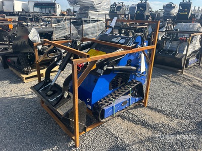 2025 BisonTek BT380 Mini Chargeuse sur rails compacte (Unused)