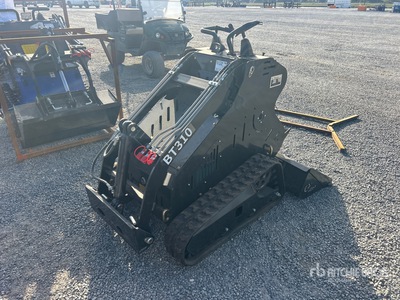 2025 BisonTek BT310 Mini Chargeuse sur rails compacte (Unused)