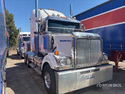 2017 Western Star 4864FXB 6x4 Cabina con cuccetta per trattore stradale