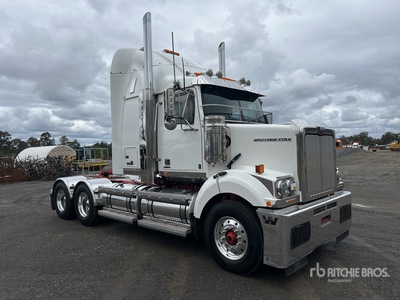 2017 Western Star 4864FXB 6x4 T/A Slaapcabine Trekker