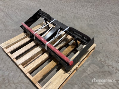 2026 GIYI GY-HF47 Skid Steer Bale Spear (Unused)