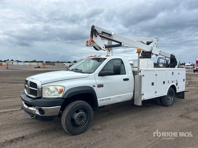 2010 Elliot 41 ft on 2010 Dodge Ram 5500 4x2 Camion Nacelle