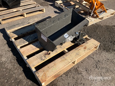 2026 Miva VCT800 32 in Hydraulic Tilting Excavator Bucket (Unused)