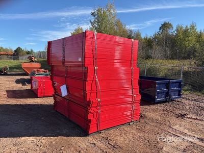 Quantity of (90) 7 ft 5 in x 5 ft 10 in Powder Coated Temporary Site Fence (Unused)