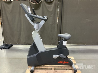 Life Fitness CLSC Exercise Bike