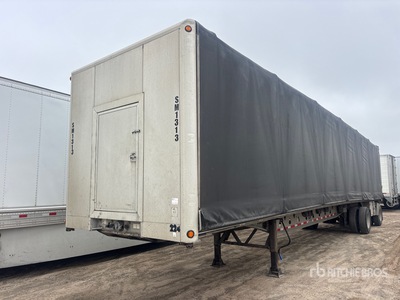 2005 Manac AAF 48 ft T/A Spread Axle Curtain Side Trailer