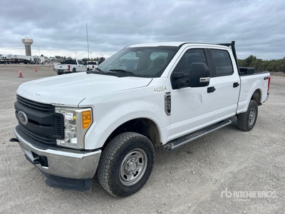 2017 Ford F-250 XL 4x4 Crew Cab Pickup