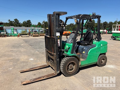 2012 Mitsubishi FG30N Pneumatic Tire Chariot Élévateur