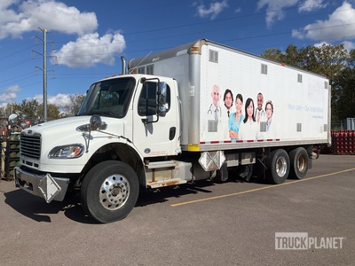2015 Freightliner M2 6x4 Furgonetka