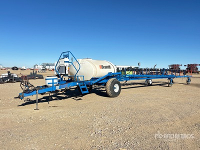1999 Brandt QF 1500 80 ft Pull-Type Sprayer