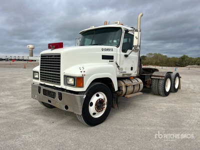 2009 Mack CHU613 6x4 Cabeza Tractora Cabina Corta