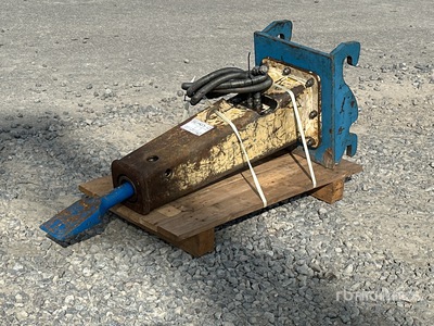 Furukawa F3 Hydraulic Breaker