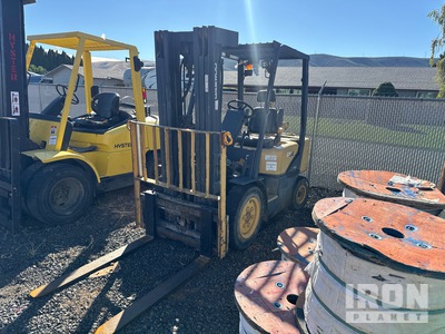 Daewoo G25E-3 4450 lb Cushion Tire Forklift
