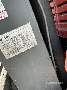 Toyota 8BNCU18 Chariot Élévateur Électrique