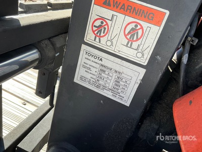 Toyota 8BNCU18 Chariot Élévateur Électrique