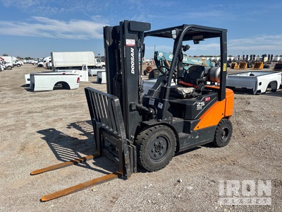 2022 (unverified) Doosan G25E-7LP 4600 lb Pneumatic Tire Forklift
