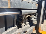 Hydraulics with Side Shift Cylinder