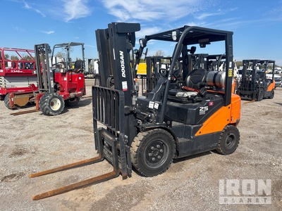 2022 (unverified) Doosan G25E-7LP 4600 lb Pneumatic Tire Forklift