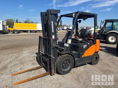 2022 (unverified) Doosan G25E-7LP 4600 lb Pneumatic Tire Forklift