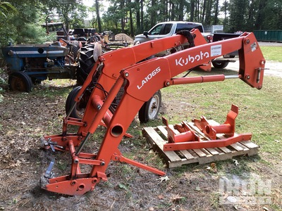 Kubota LA1065A Front Loader Attachment
