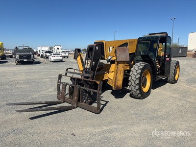 2013 Cat TL943C Telehandler