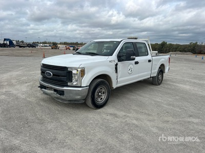 2019 Ford F-250 XL 4x2 Crew Cab Pickup