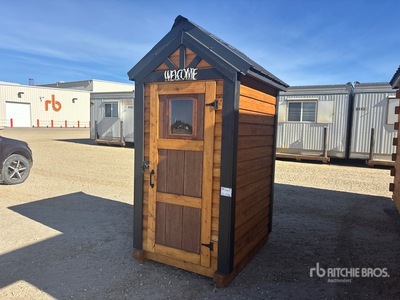 4 Ft x 5 Ft Outhouse Divers - Structure portative (Unused)