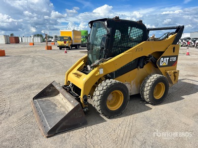 2012 Cat 272D Schranklader