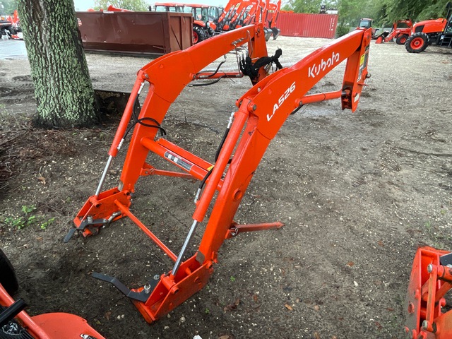 Kubota LA526 Front Loader Attachment