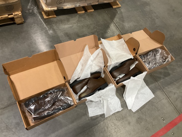 (480) Pairs of Capps Men's Shoes