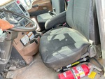 Cab with Seats/armrests