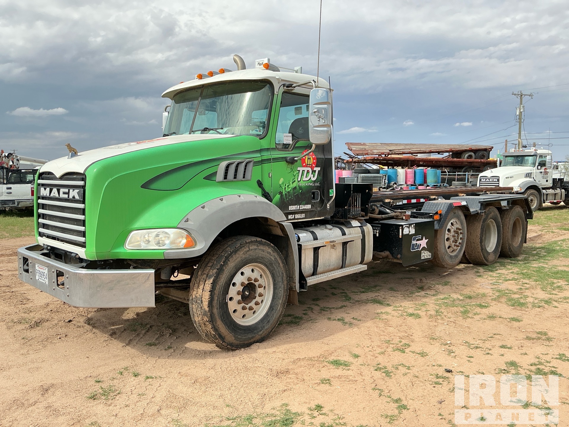 2017 Mack GU813 6x4 Winch Truck
