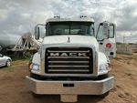 General Appearance with Exterior Lights