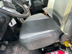 Cab with Seats/armrests