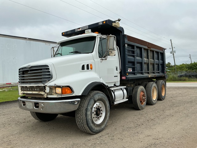 2003 Sterling LT9500 8x4 Tri/A Dump Truck 2003 Sterling LT9500 8x4 Tri/A Dump Truck