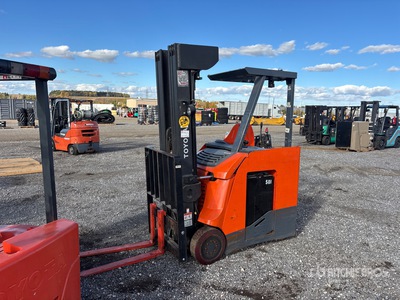 Toyota 8BNCU18 3500 lb Elektrogabelstapler