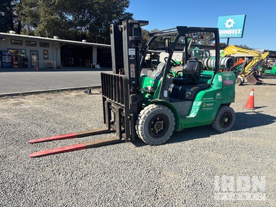 2015 Mitsubishi FG40N 5700 lb Pneumatic Tire Chariot Élévateur