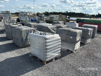 Quantity of (12) Pallets of Summit 60 Underlayment Divers - Matériaux de construction