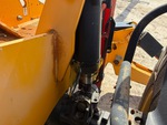 Hydraulics with Frame Leveling Cylinders