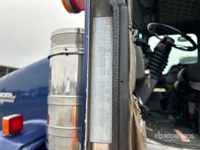2002 Kenworth T800 Tri/A Dump Truck