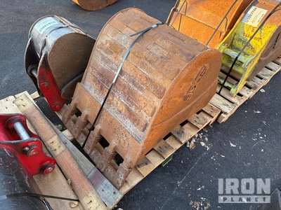 CE 24 in Excavator Bucket