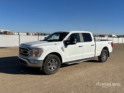 2021 Ford F-150 XLT 4x4 Crew Cab بيك اب