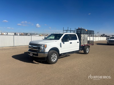 2021 Ford F-350 XLT 4x4 Crew Cab شاحنة مسطحة
