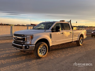2022 Ford F-350 XLT 4x4 Crew Cab Pickup
