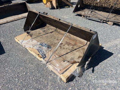 72 in General Purpose Skid Steer Bucket