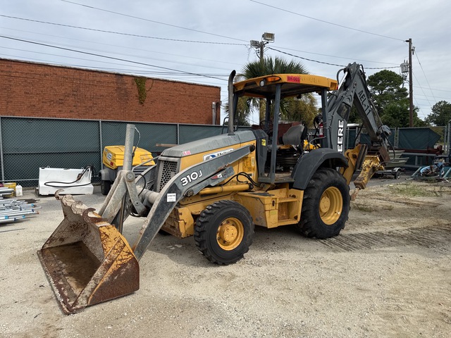 John Deere 310J 4x4 Backhoe Loader
